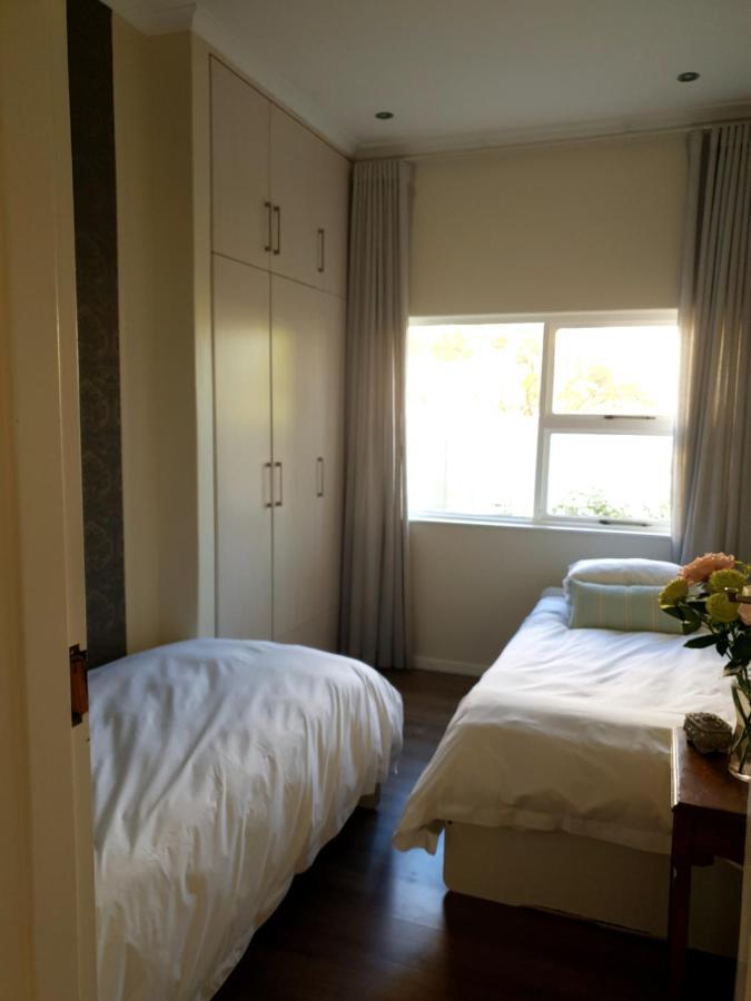 Boutique Accomodation On The Water In Marina Da Gama, Muizenberg, Cape Town Ngoại thất bức ảnh