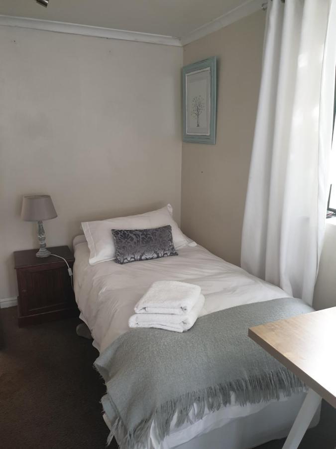 Boutique Accomodation On The Water In Marina Da Gama, Muizenberg, Cape Town Ngoại thất bức ảnh